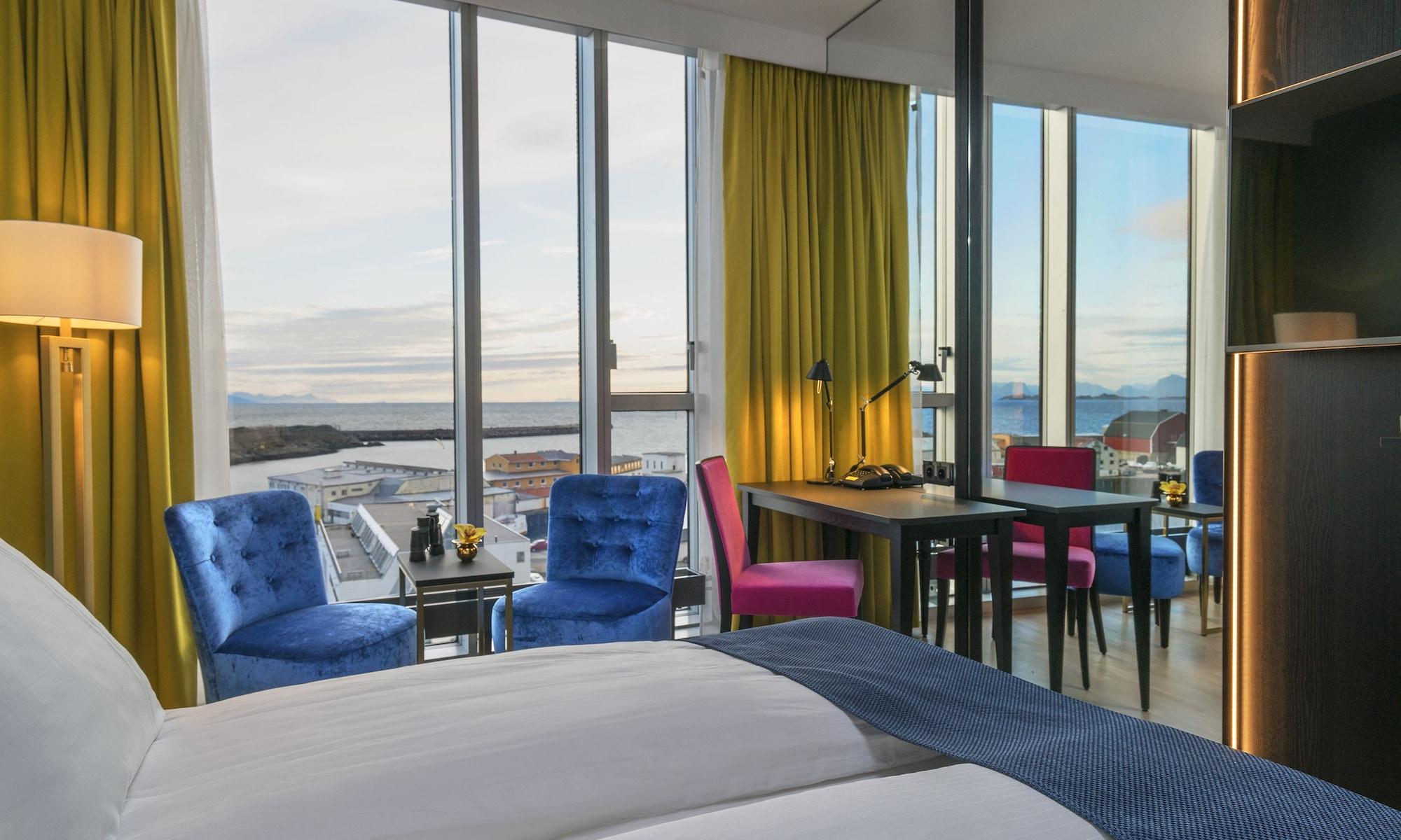 Thon Hotel Lofoten Свольвер Экстерьер фото