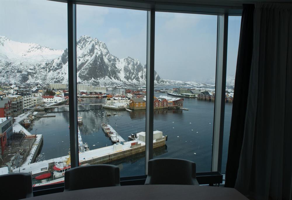 Thon Hotel Lofoten Свольвер Экстерьер фото