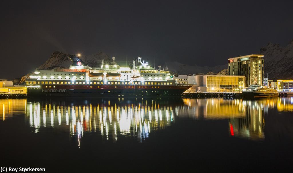 Thon Hotel Lofoten Свольвер Экстерьер фото