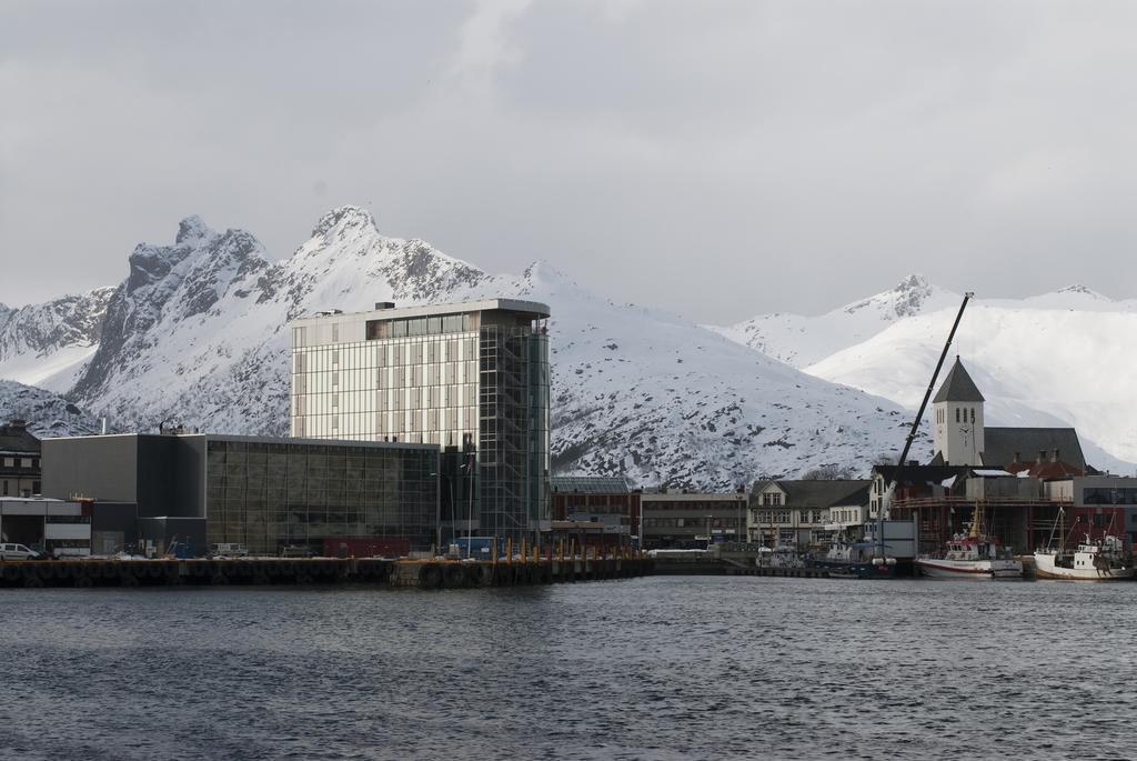 Thon Hotel Lofoten Свольвер Экстерьер фото